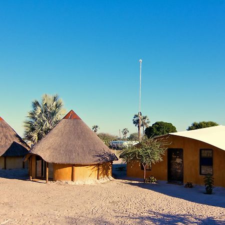 Ongula Village Homestead Lodge Omupumba Exterior foto