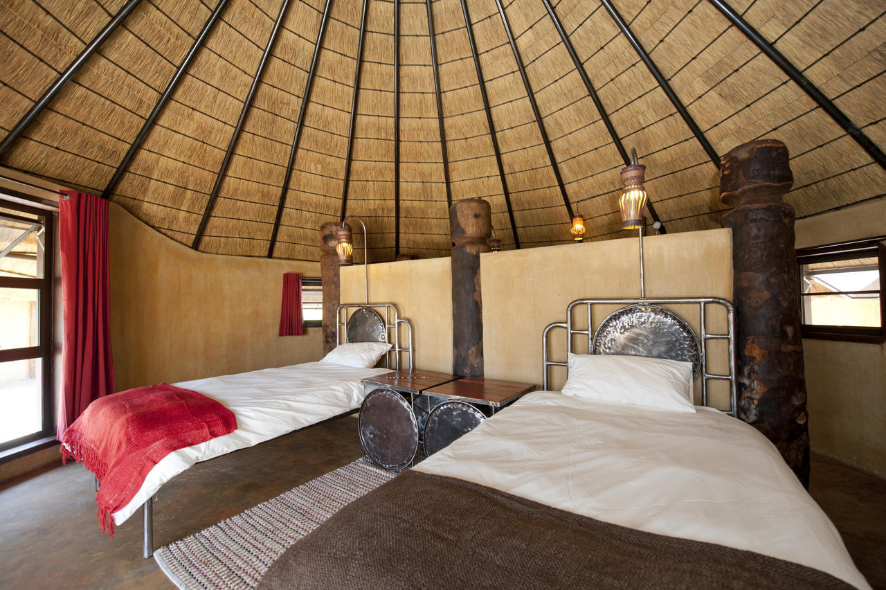 Ongula Village Homestead Lodge Omupumba Quarto foto